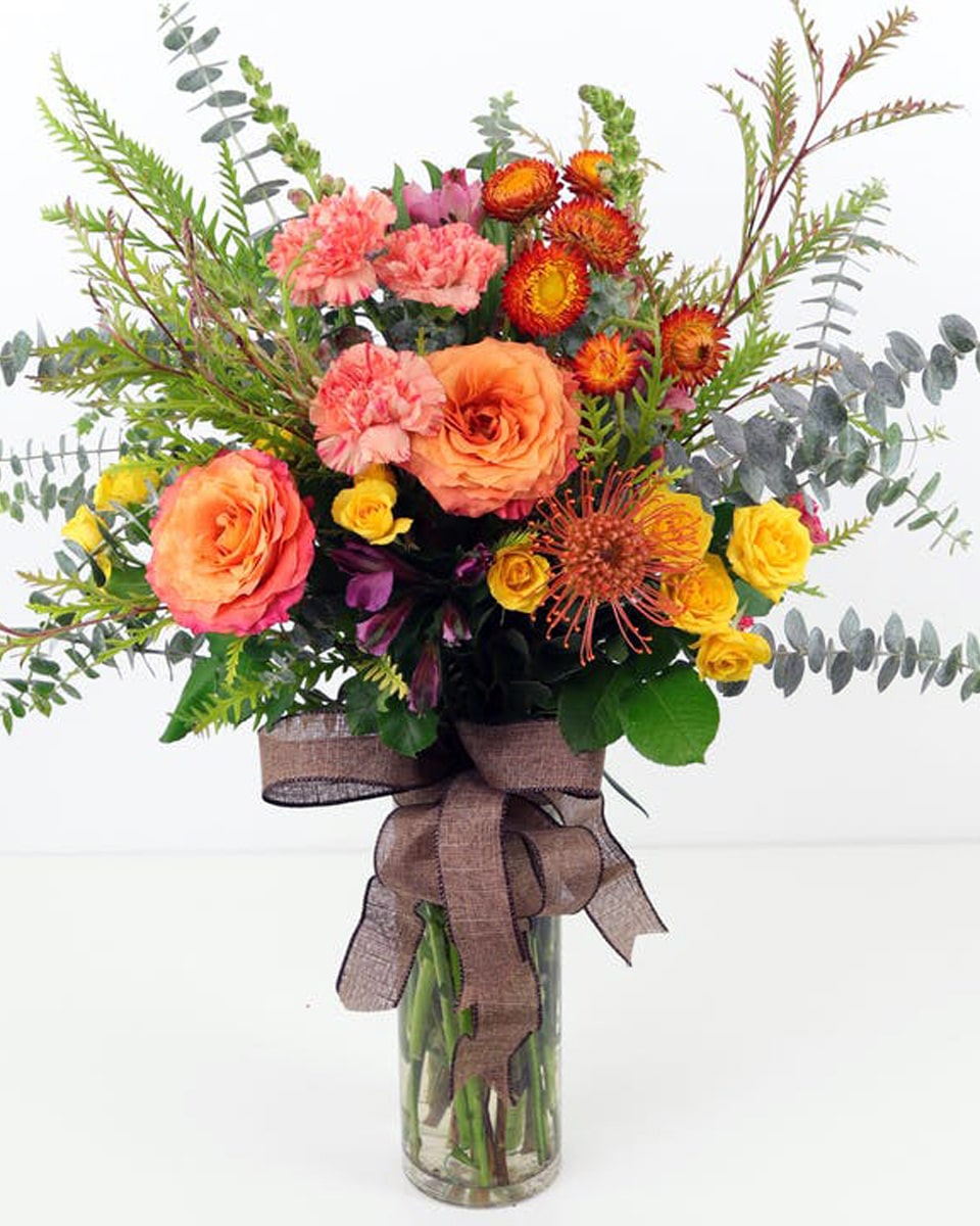 Cali Sunset Standard Cali Sunset-IThis lush, colorful arrangement features loads of premium flowers and tons of texture.
NOTE: For the Cali Collection: images shown are PERFECT example of the size, colors, style, and presentation of arrangements, but some actual flowers may differ based on the freshest and brightest available product.      




