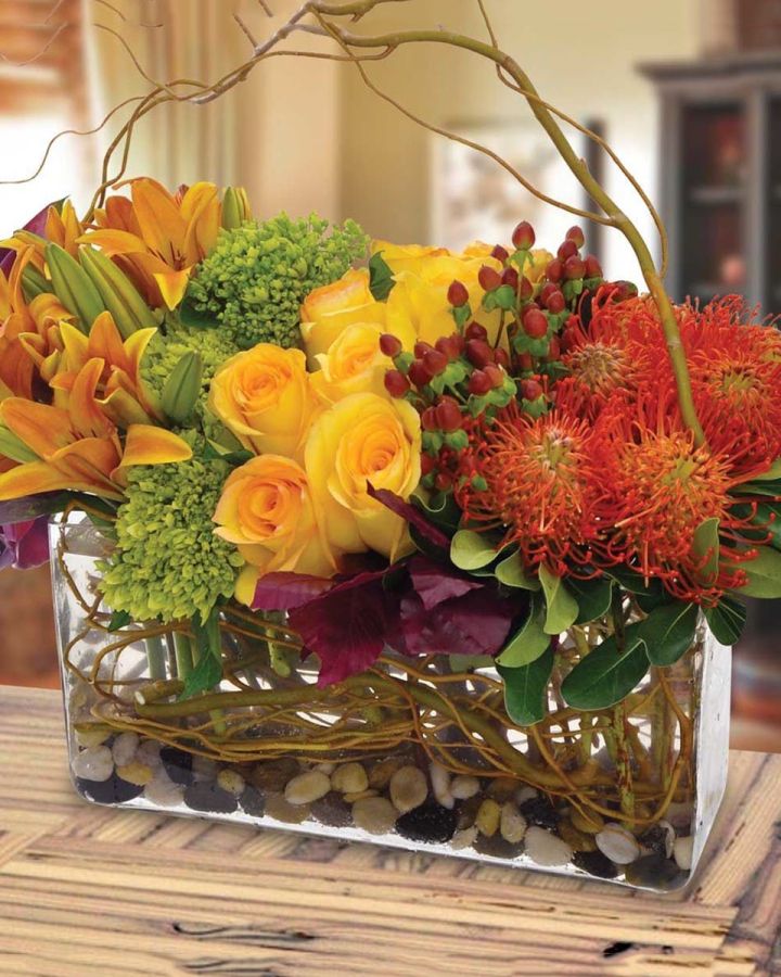 Thursday, We Ease into Fall. Make it special with flowers!